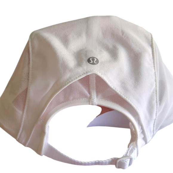 Lululemon fast and free running hat elite SOLD OUT and NWOT - Picture 7 of 8